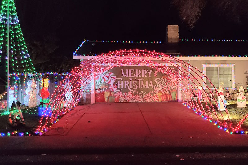 A home on Karen Rae Court in Citrus Heights won an award in the city's best lights contest in 2022. // CH Sentinel