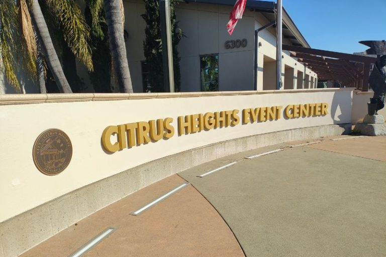 Signage showing Citrus Heights Event Center